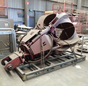 New/ Unused Rozzi RV 1250 5P Grab